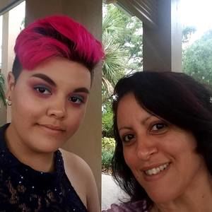 Meet your Posher, Elise